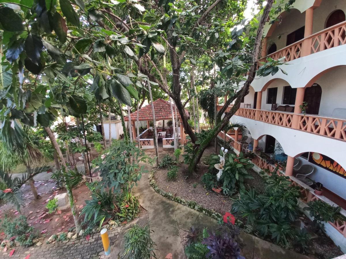 Residencial Estephany Sosúa 外观 照片