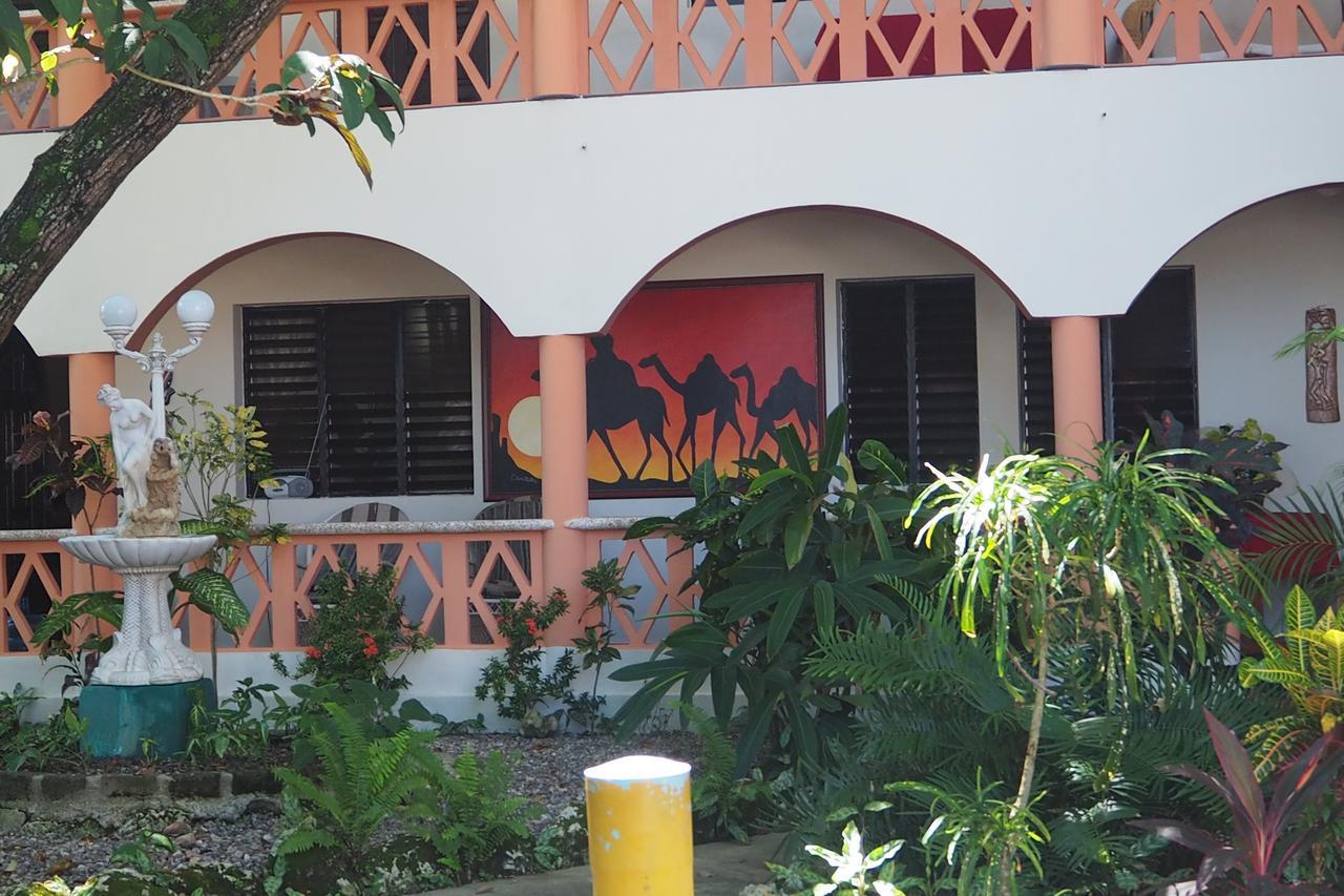Residencial Estephany Sosúa 外观 照片